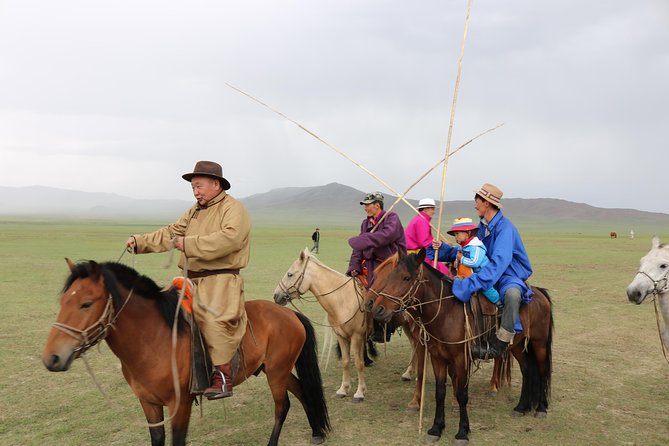 1 Day Semi-Gobi All-included tour - Traditional lunch and the all-included value