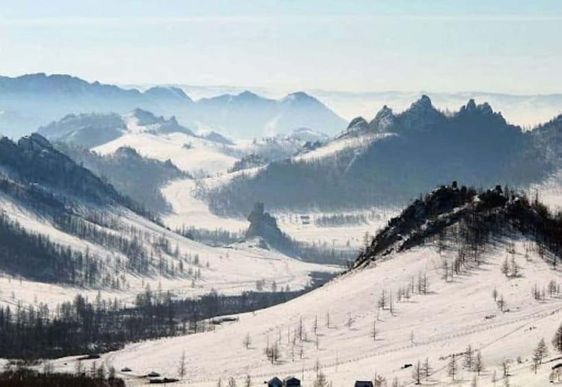 "3 Days of Winter Magic in Central Mongolia" - Elsen Tasarkhai: a small desert in winter