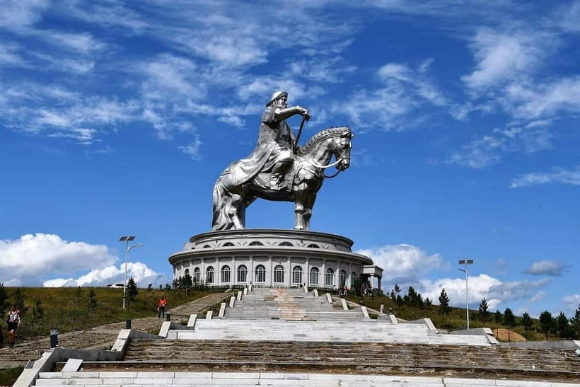 4 Day Best of Central Mongolia tour, Chinggis Khan statue - Day one: Kharkhorum, Erdene Zuu, and the old Mongol capital