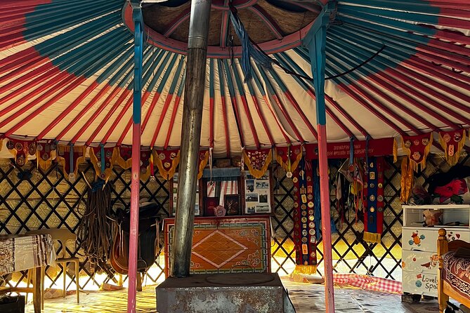 4 Day Nomadic Life Experience In Northern Mongolian - Day three: Horses, countryside, and Saikhanii Hutul