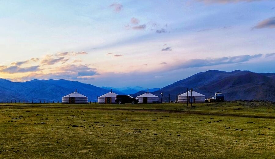 5 day /Terelj, Chinggis Khaan statue, Central Mongolia - Day 5: A long return to Ulaanbaatar