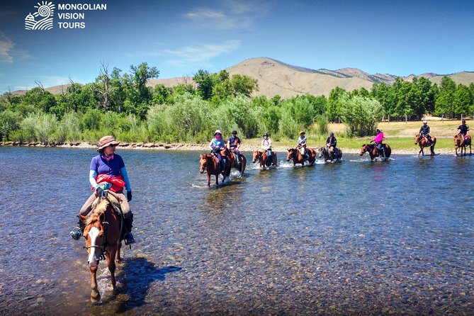 7 days Mongolian Heartland - Day 3: Forest trails to Tuvkhun Monastery