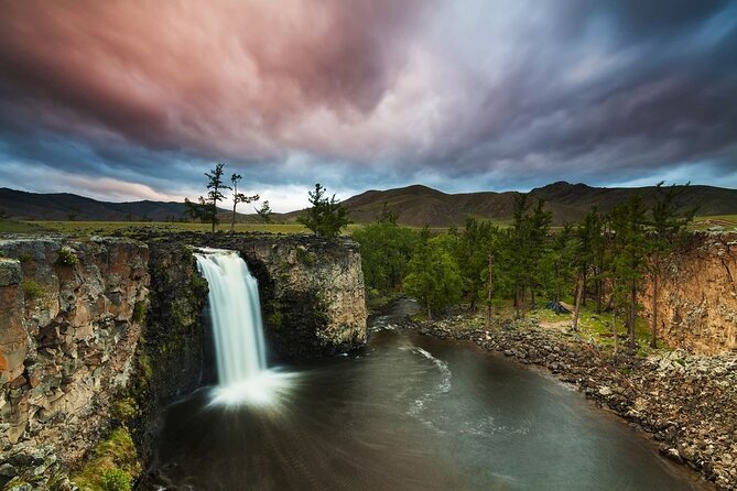 Captivating Central Mongolia with Guide - Day 2: Orkhon Waterfall under winter conditions