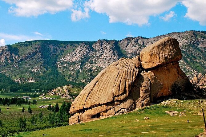 Chinggis Khan Equestrian Statue Complex & Terelj National Park -Private Day Tour - Why this private day trip works for a short Mongolia visit