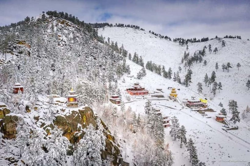 Day tour to Aglag creation monastery - Photos, locals, and a slower day outside the city