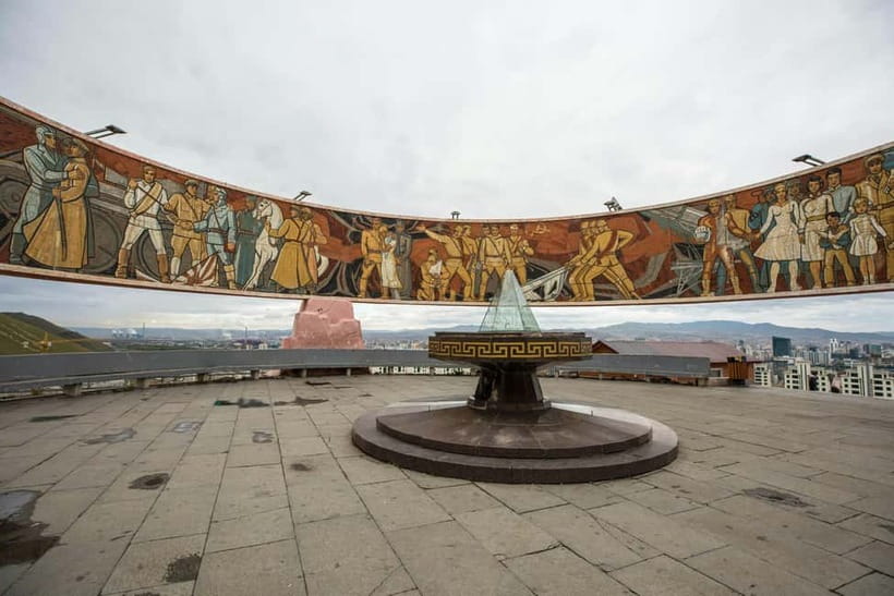 Day tour Winter Mongolia - Meeting the 40-Meter Chinggis Khaan Statue