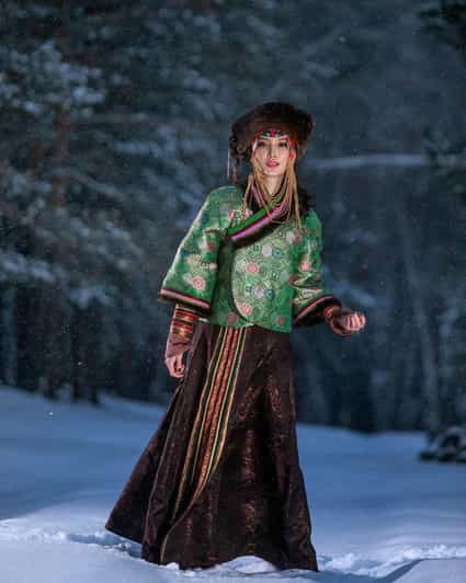 Day tour with Traditional clothes and photographer - Zaisan Hill gives you a quick view of Ulaanbaatar
