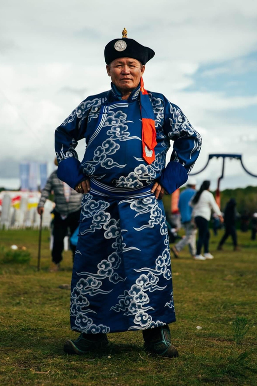 Day tour with Traditional clothes and photographer - Turtle Rock is Terelj’s most playful landmark
