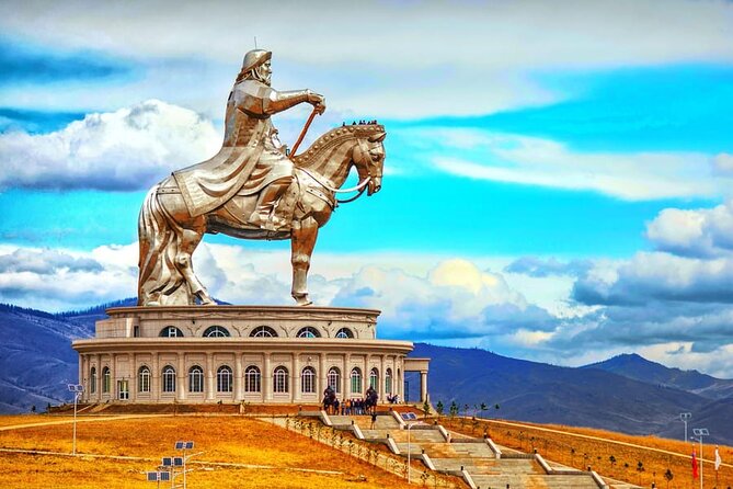 From Ulaanbaatar: Chinggis Khaan Statue and Turtle Rock Day Tour - Lunch in a Mongolian ger