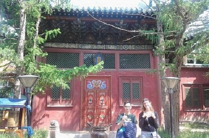 Full-Day Tour of Ulaanbaatar With Museum and Black-market - Cashmere, wool, and the State Department Store