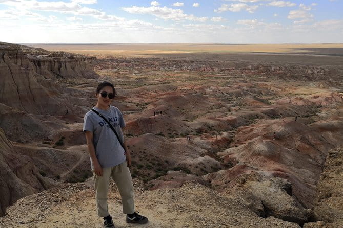 Majestic Gobi Desert with overnight in Terelj NP (incl. Chinggis Khan Statue) - Day 2: Walking the narrowing gorge at Yolyn Am