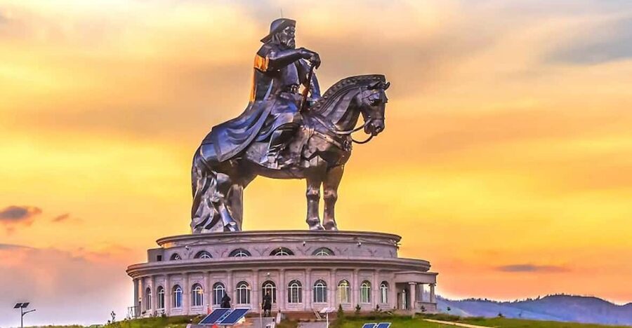Mongolia: Genghis Khan Day Tour with Terelj National Park - Timing, traffic, and the return to Ulaanbaatar