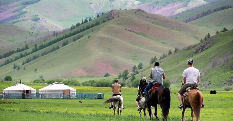 MONGOLIAN NOMADS: 2-Day Horse Trekking & Cow Milking Tour - Who will enjoy this most