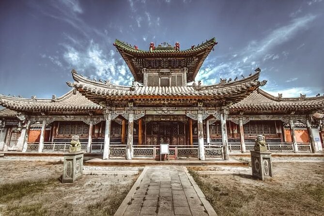 Mongolian Tour to Ancient Capital City of Mongol Empire - White Lake is the route’s big outdoor pause