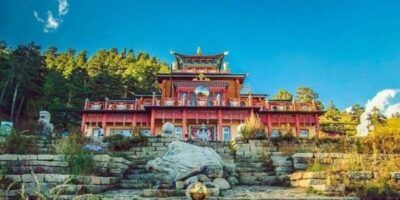 Sacred Landscapes: Exploring Aglag Buteel