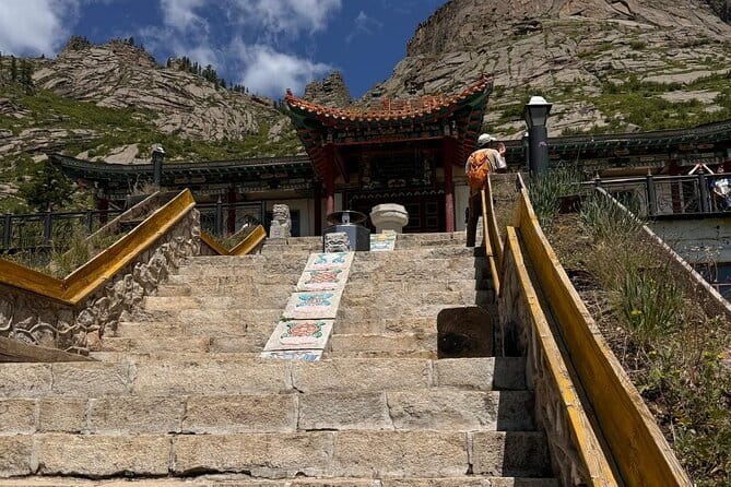 Terelj National Park and Chinggis Khaan Statue Tour - The Chinggis Khaan Statue And Mongolia’s National Symbol