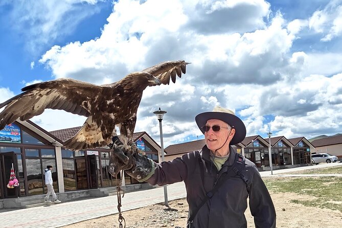 The best of Central Mongolia Guided 3 day Adventure - Day 1: The long road west to Karakorum