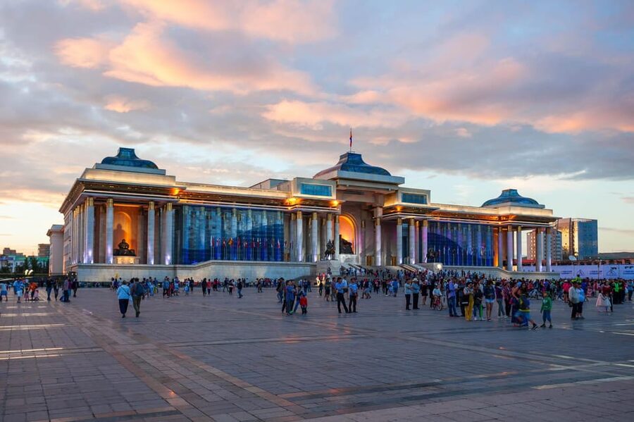 Transport Terelj national park , Chinggis Khaan statue , - Driver, communication, and group comfort