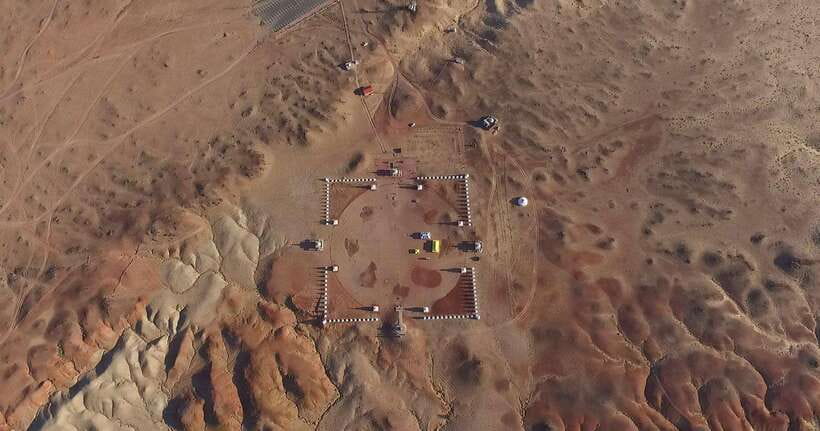 Visit Great Gobi attractions in 3 day /Full adventure - Food, water, and overnight comfort